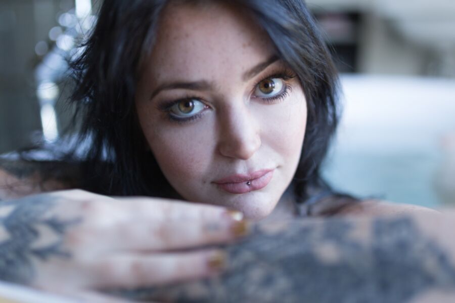 Suicide Girls - Cleodora - Watch Me Unfold