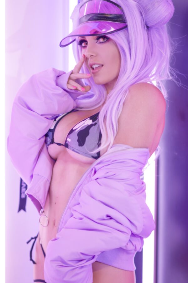 Jessica Nigri Demônio Roxo