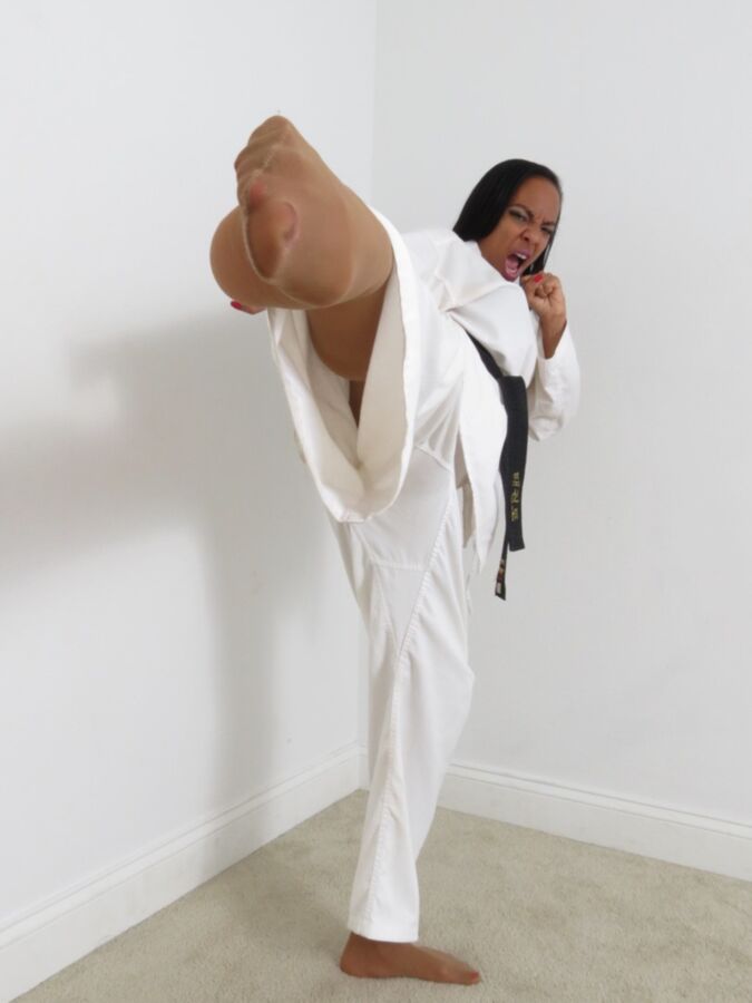 Ayana Karate Expert