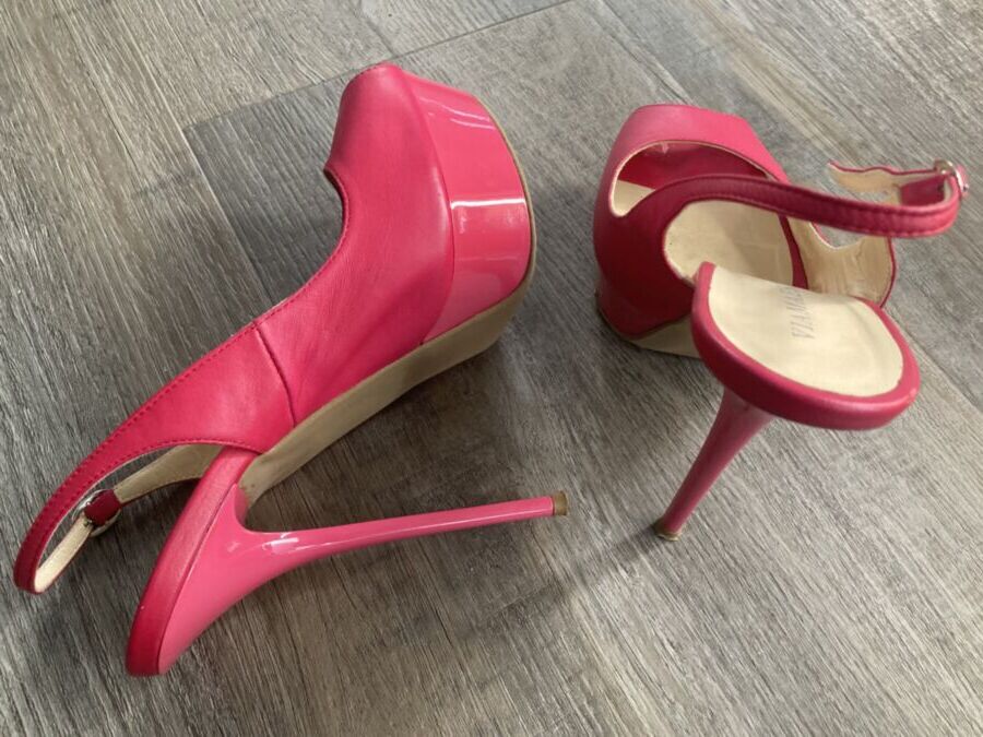 Frau Fetisch Heels