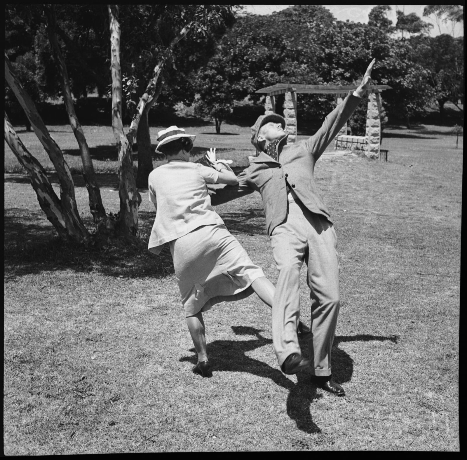 Más autodefensa vintage para mujeres