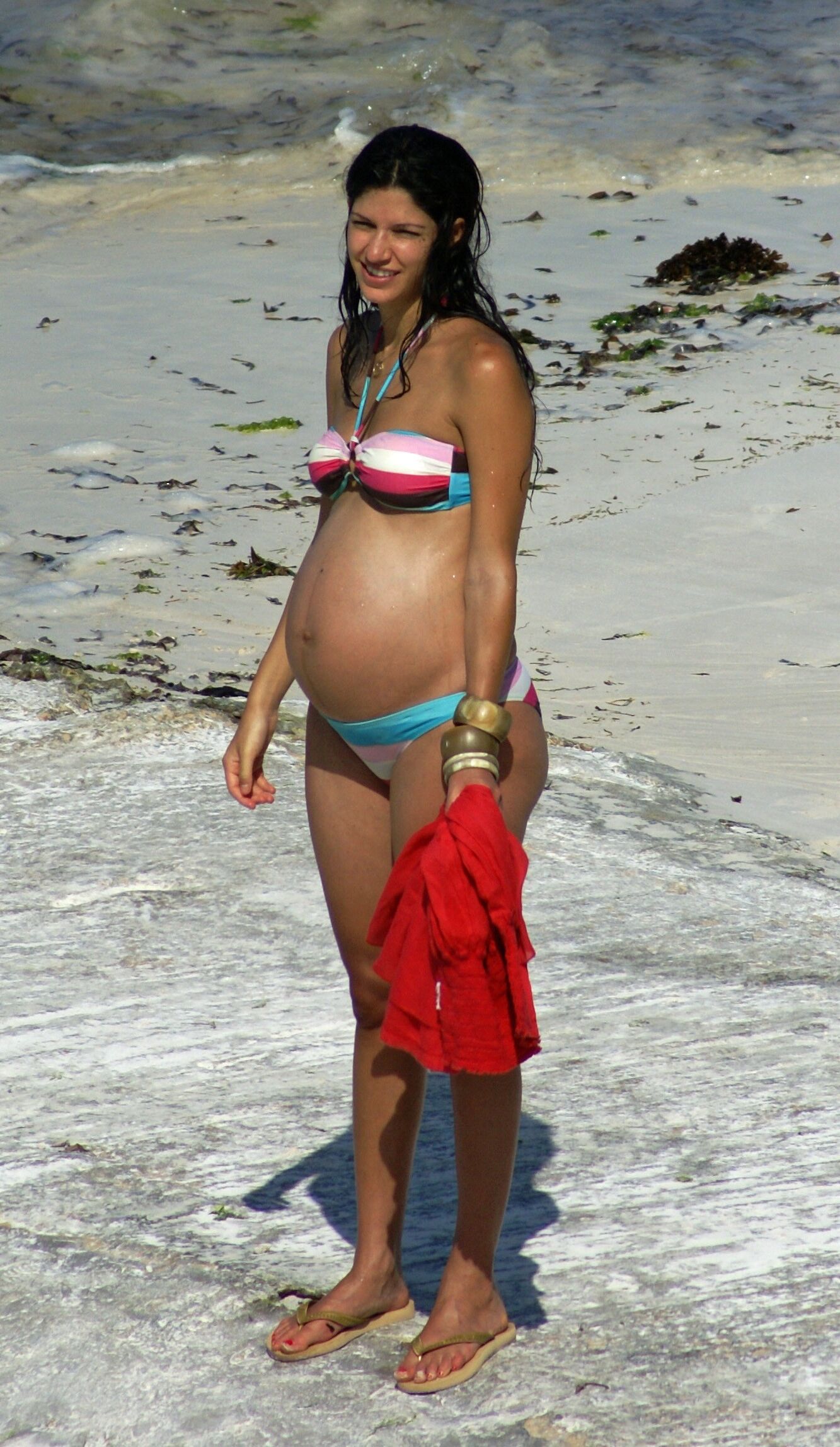 Bikini candide enceinte