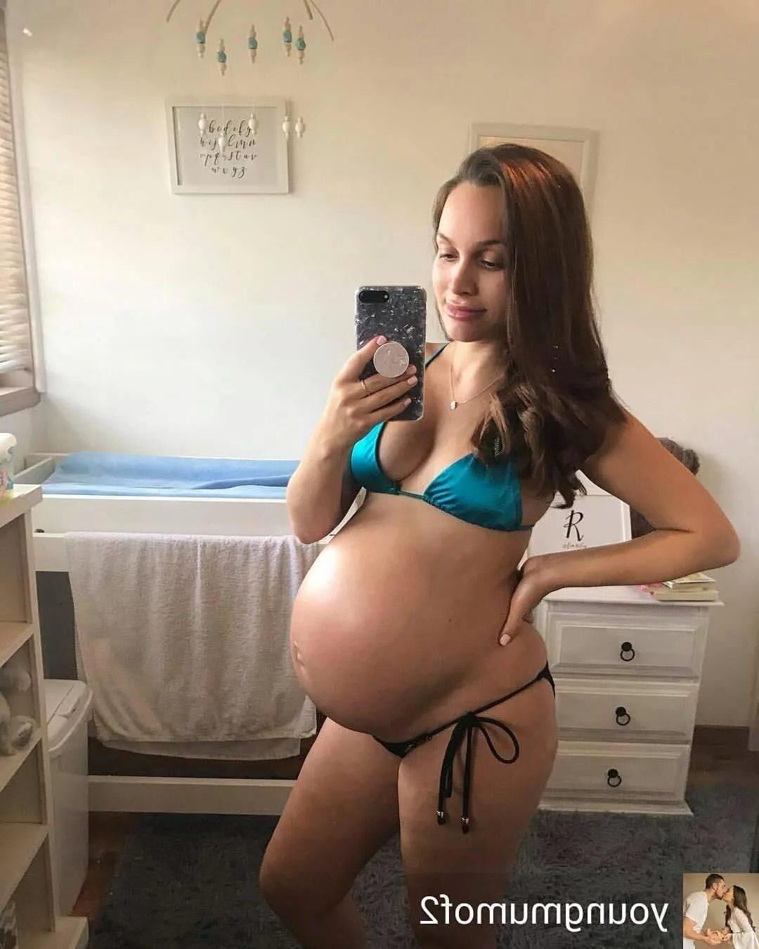 Mirror mirror on the wall, who's the sexiest preggo of them all?