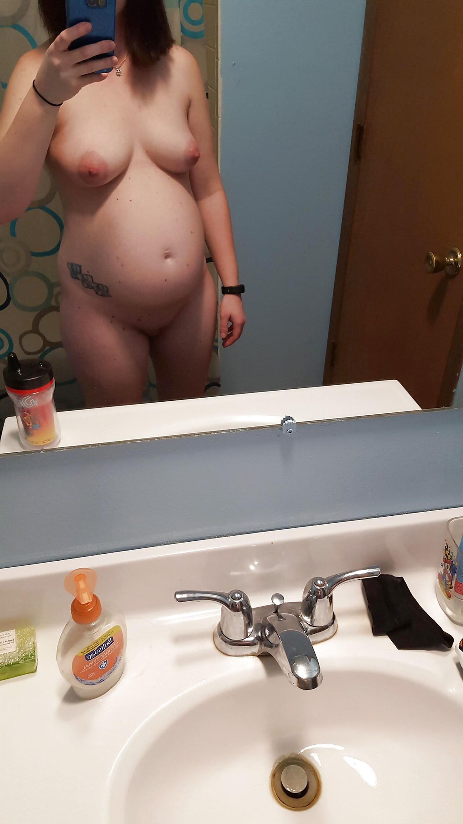 Pregnant 25