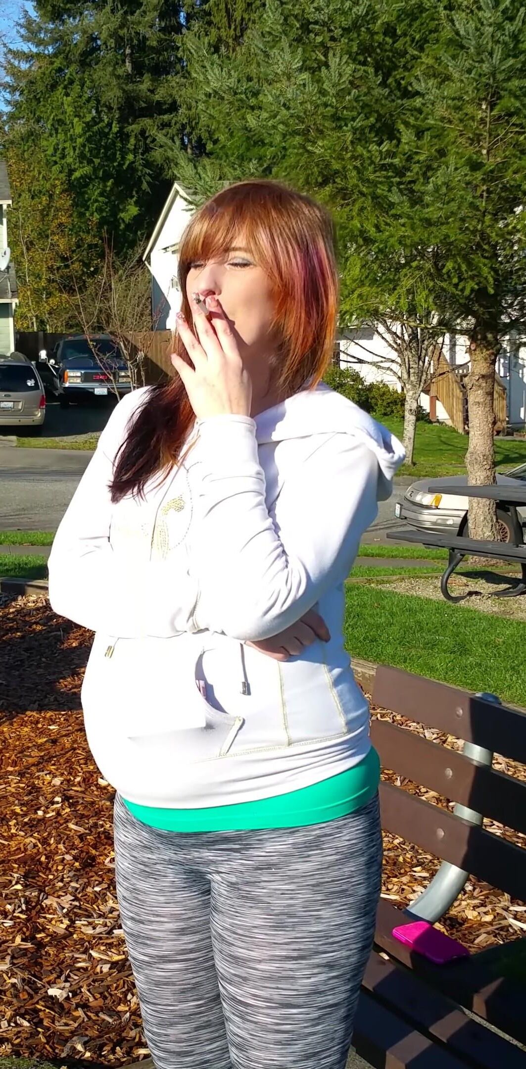 Hannah Pregnant Smoker