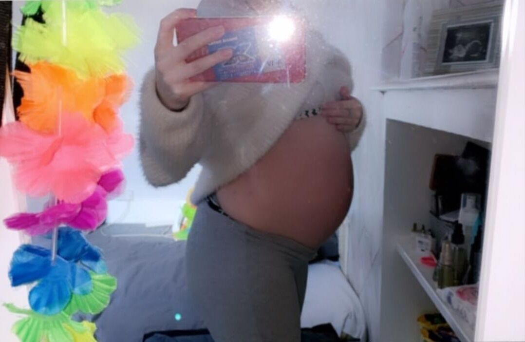 Pregnant teen 68