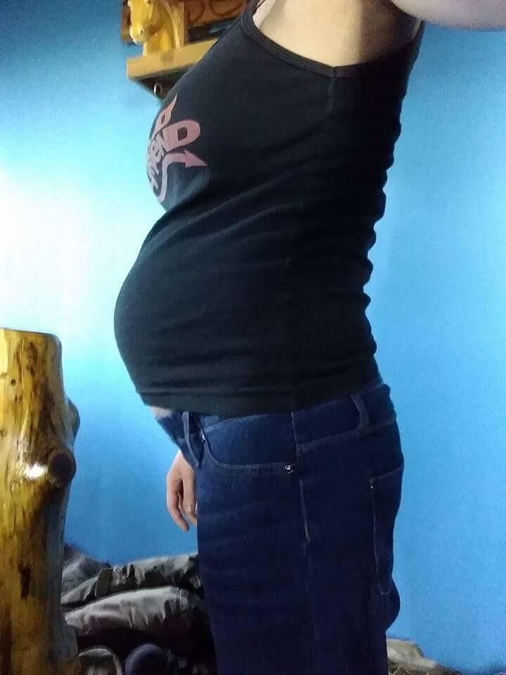 Pregnant cutie 