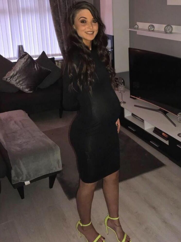 Pregnant teen 8