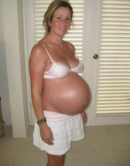 Ventre de femme enceinte