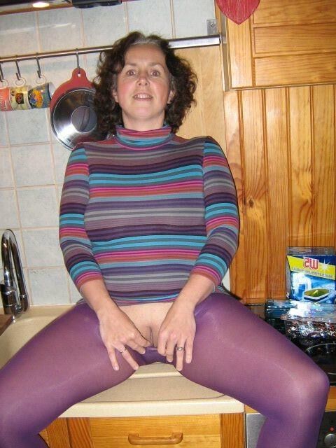 Amazing pantyhose milf