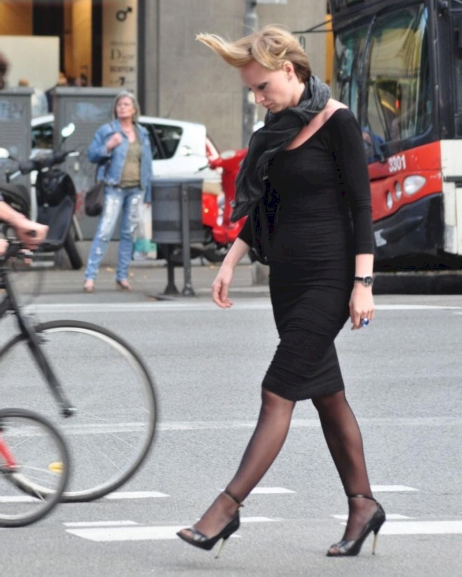 Classic pantyhose in public, enjoy it!