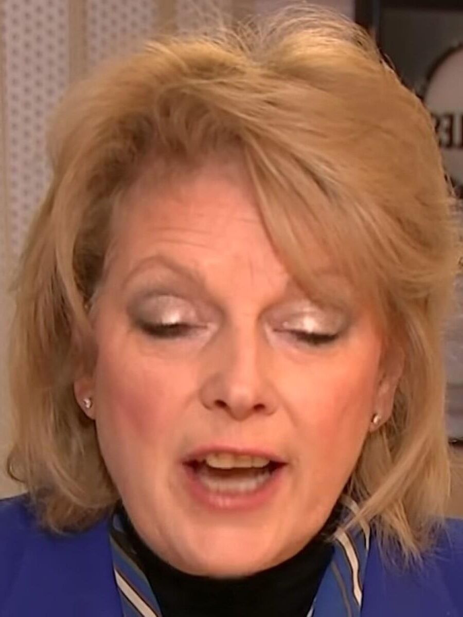 Cumslut Anna Mary Soubry PC トリビュート。