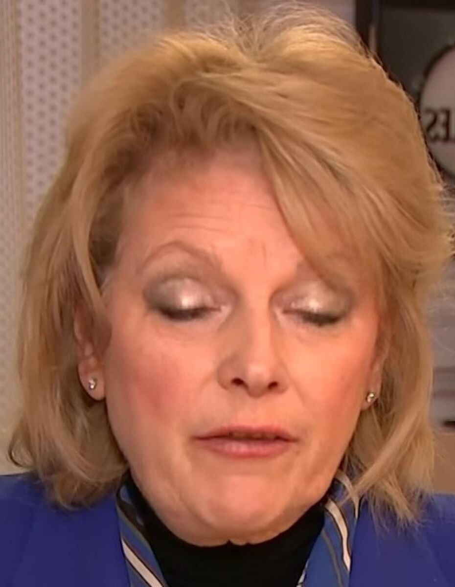 Cumslut Anna Mary Soubry PC トリビュート。