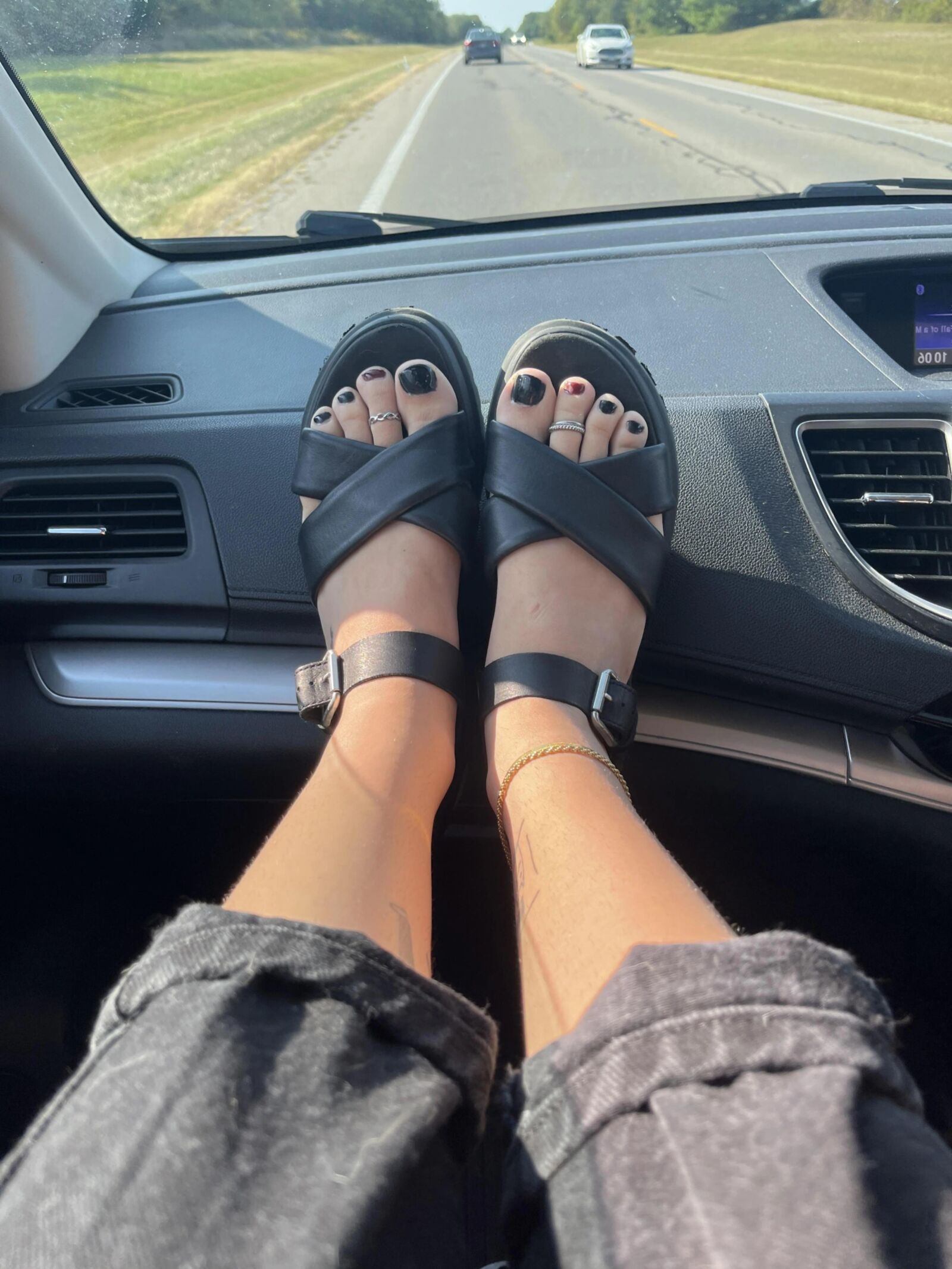 Goddess Feet In Sandals