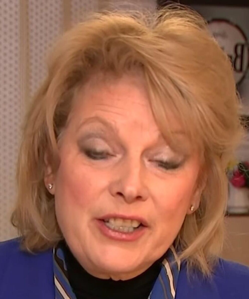 Cumslut Anna Mary Soubry PC トリビュート。