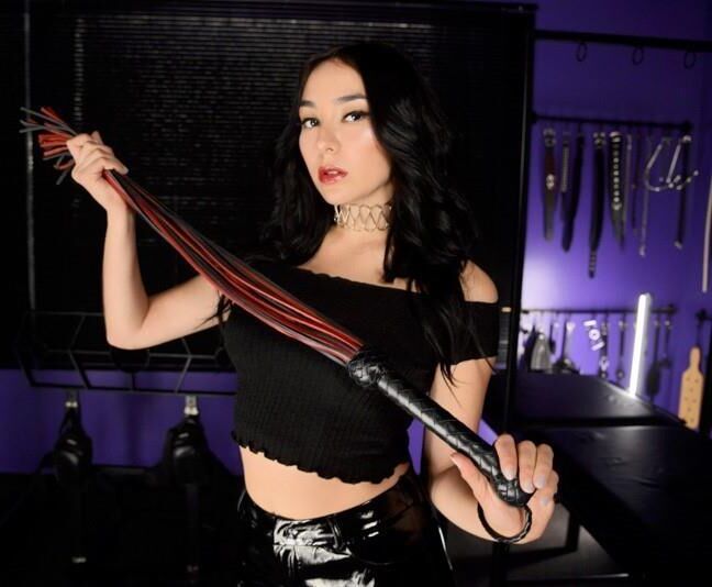 Dominatrix Ivy Lovelace Special