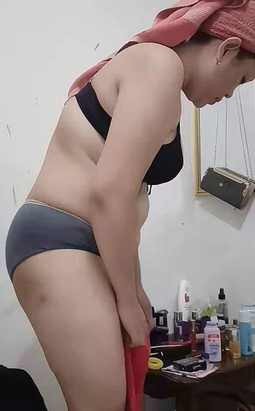 Bunda Rahma Hot