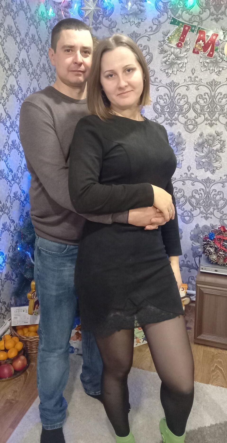 Vous vouliez un esclave d'un couple russe ? Lequel préférez-vous ?