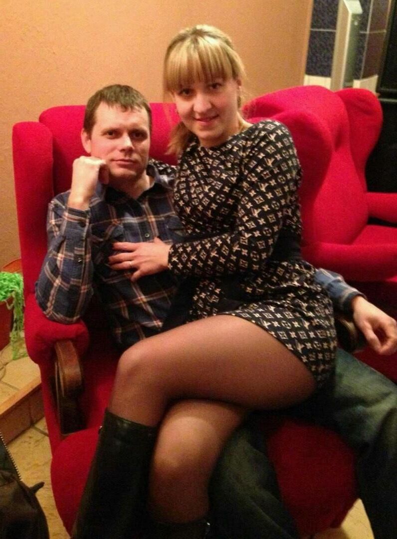 Vous vouliez un esclave d'un couple russe ? Lequel préférez-vous ?