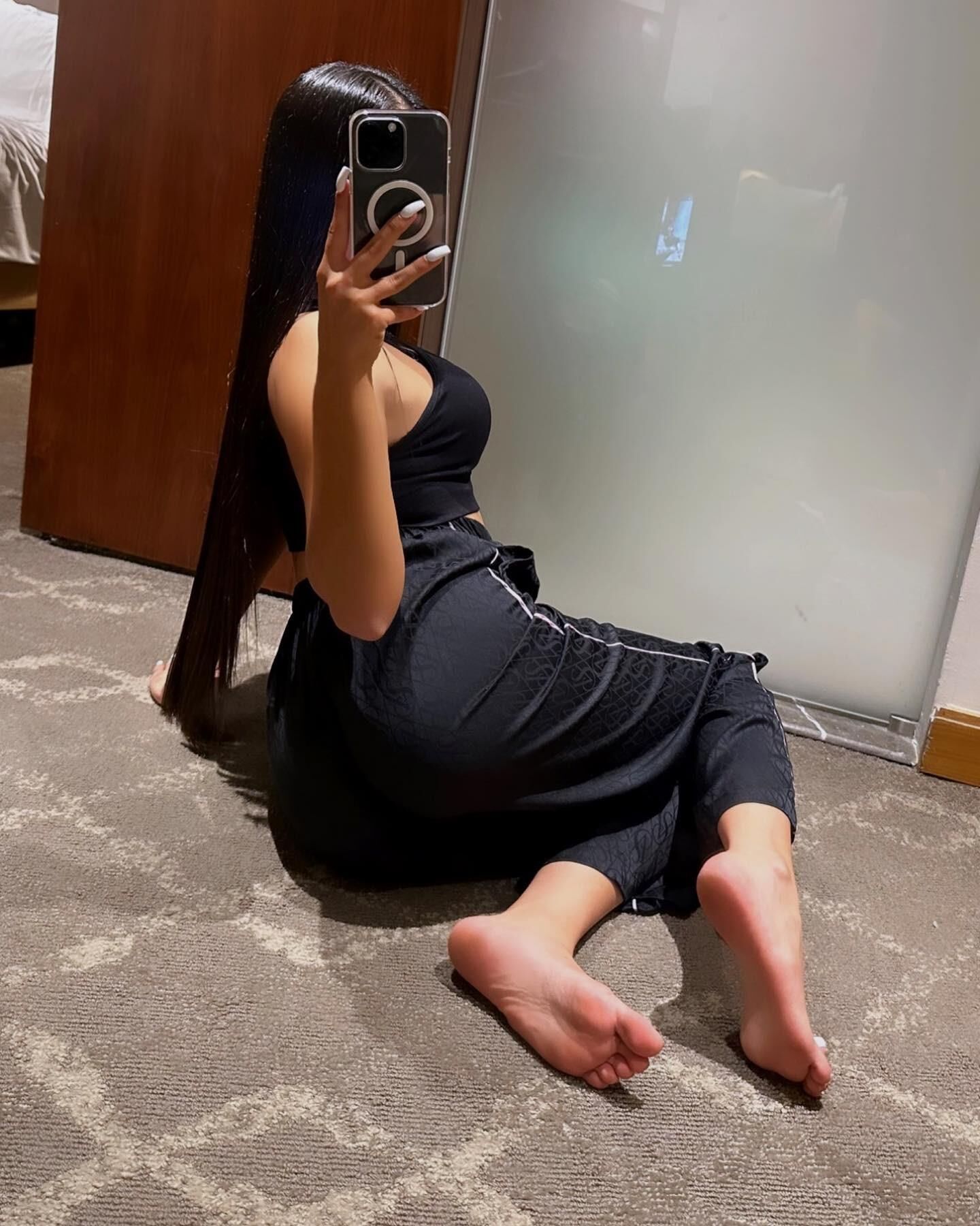 Queen Kylie Feet