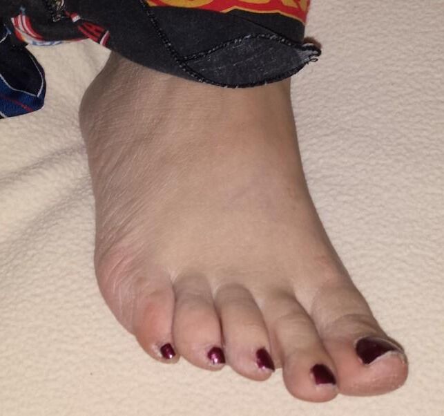 GF Feet