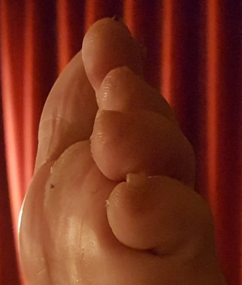 GF Feet