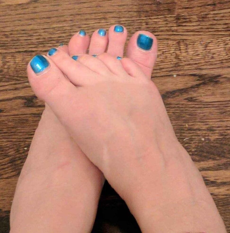 GF Feet