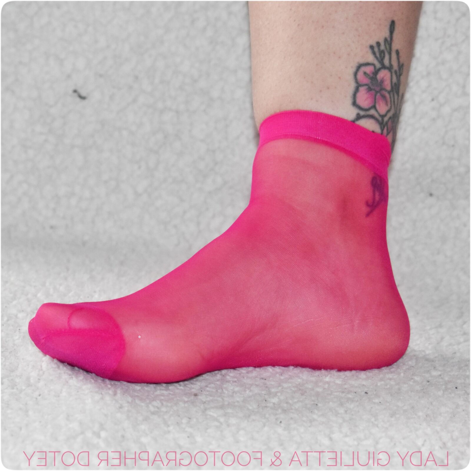 Nylons Lady Giulietta von Footographer Dotey