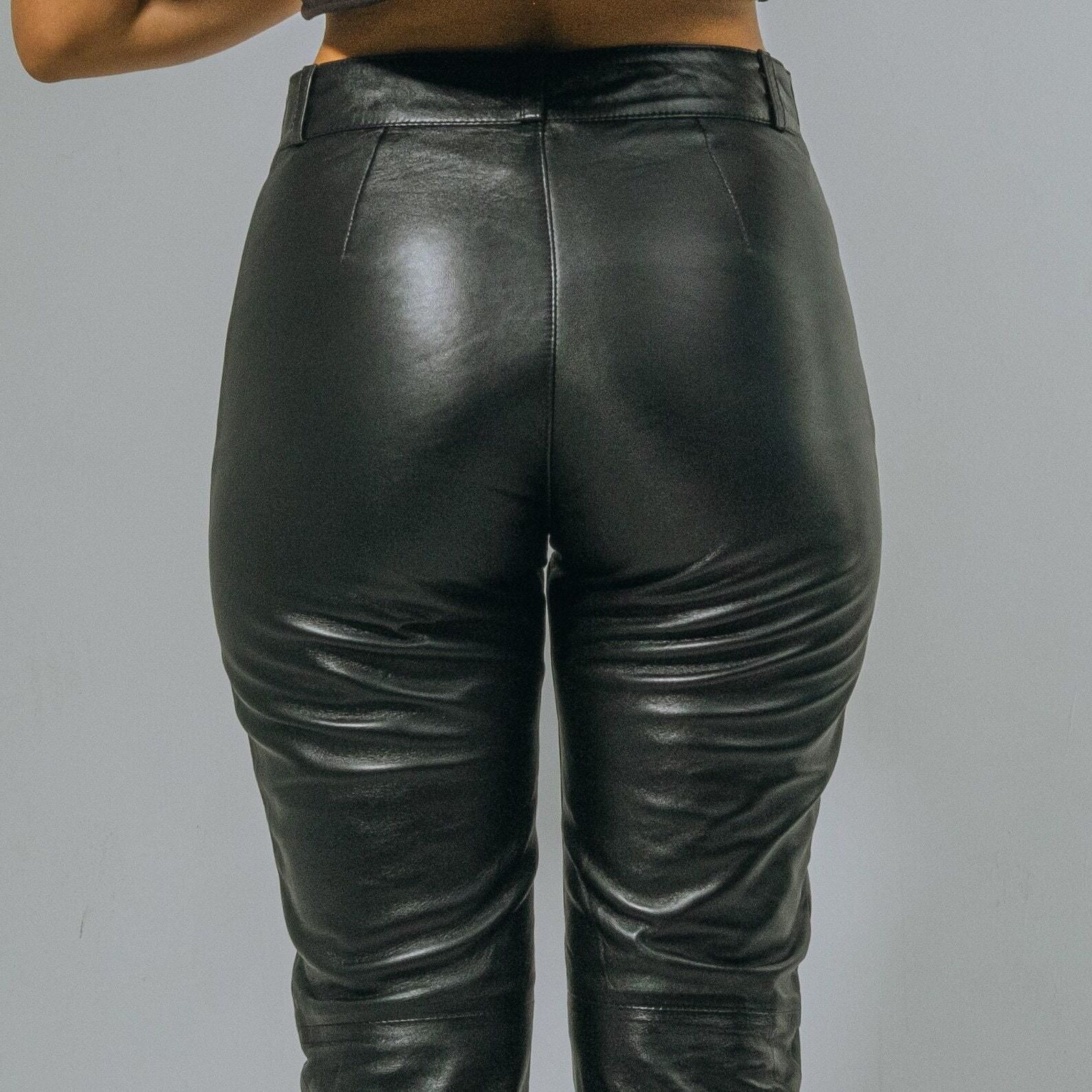 pantalones de cuero