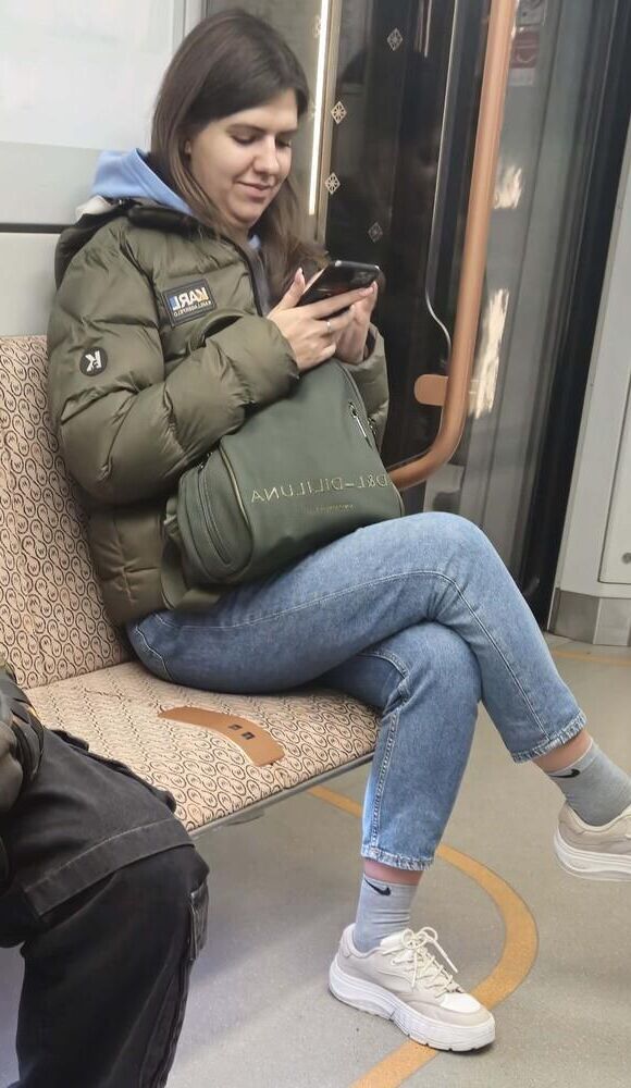 Das Mädchen in der U-Bahn, das mich fast zum Abspritzen gebracht hätte