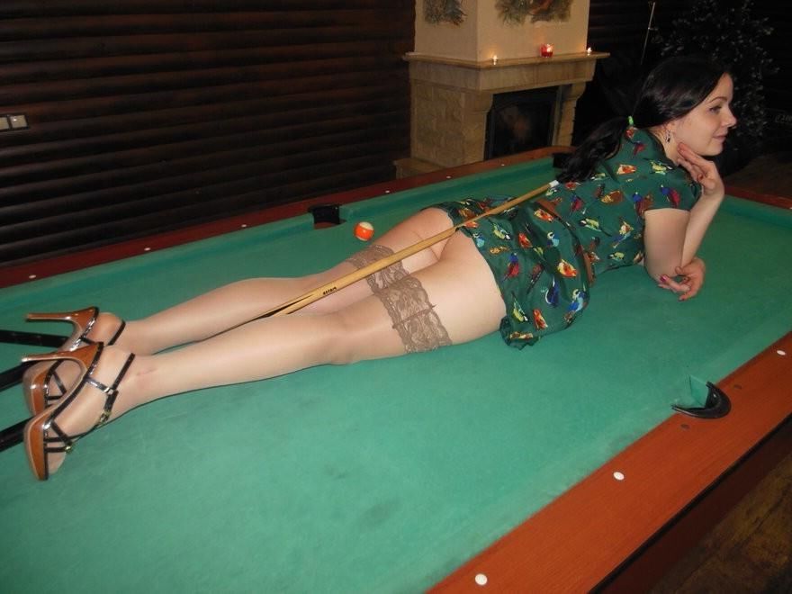 Honey, are you really sure you want to play pool