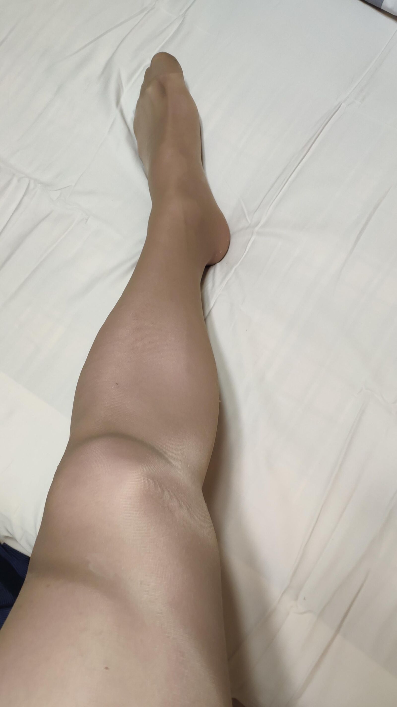 Mis piernas en pantimedias