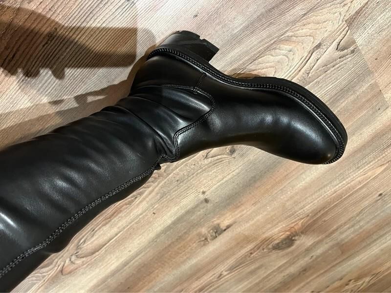 Pés com sapatos para fap