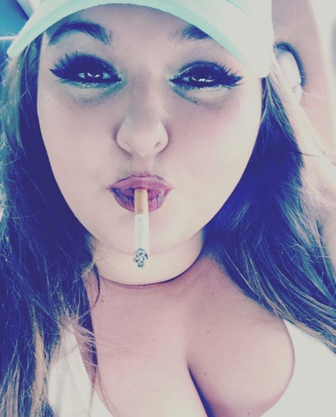 Make up and Smoking