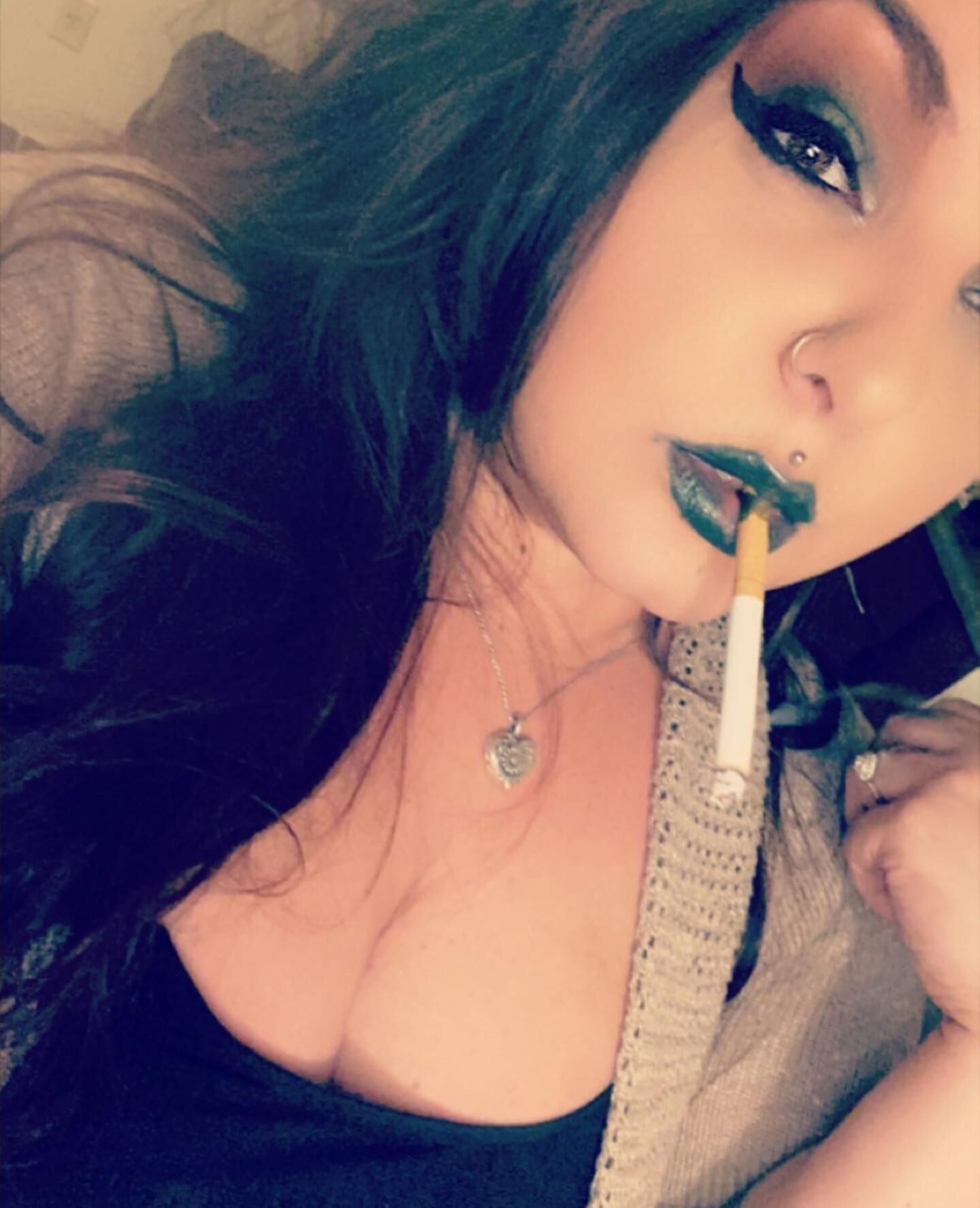 Make up and Smoking