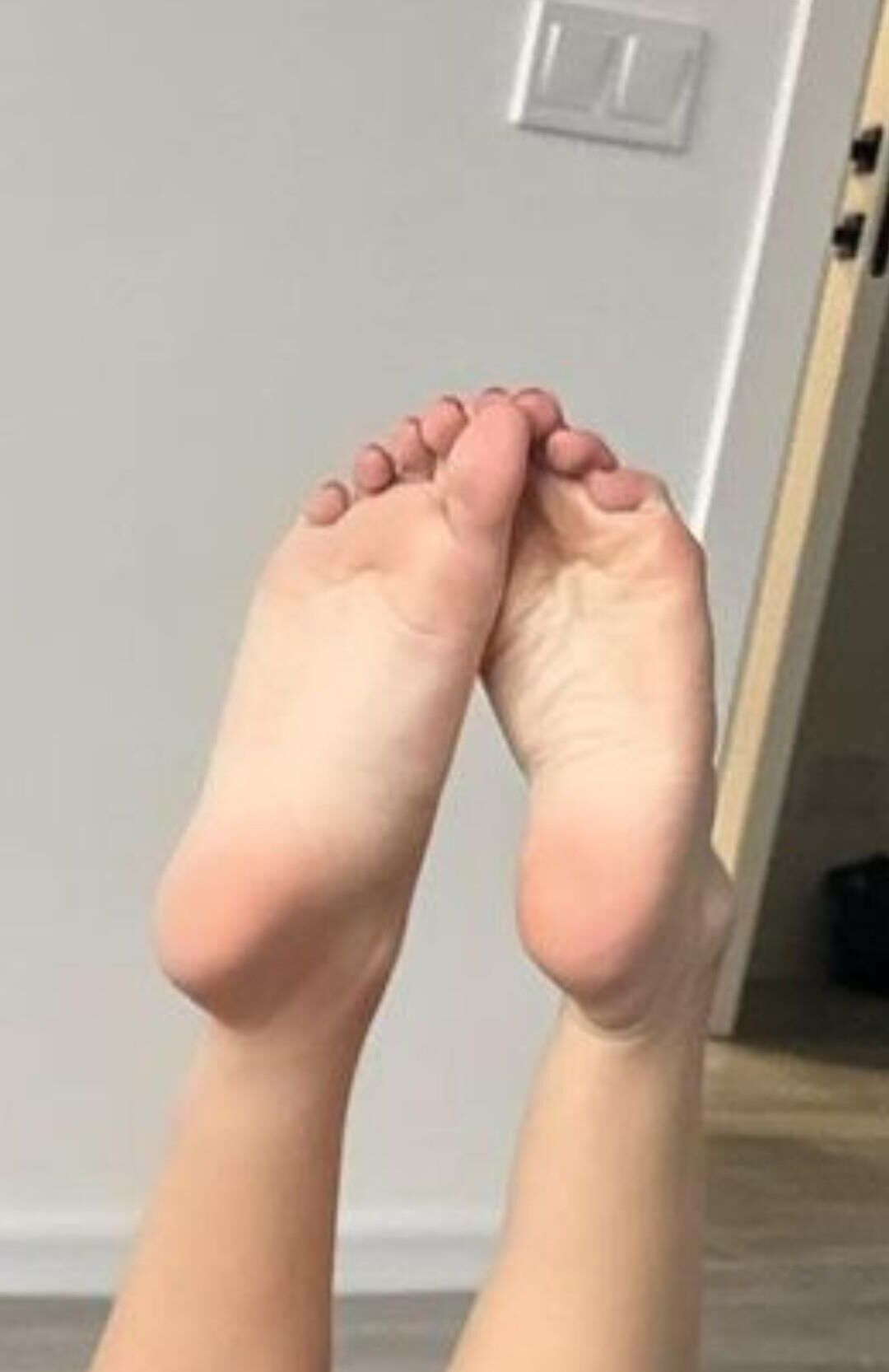 Feet Female Teen