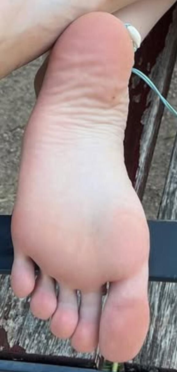 Feet Female Teen