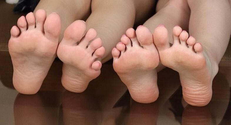 Feet Female Teen