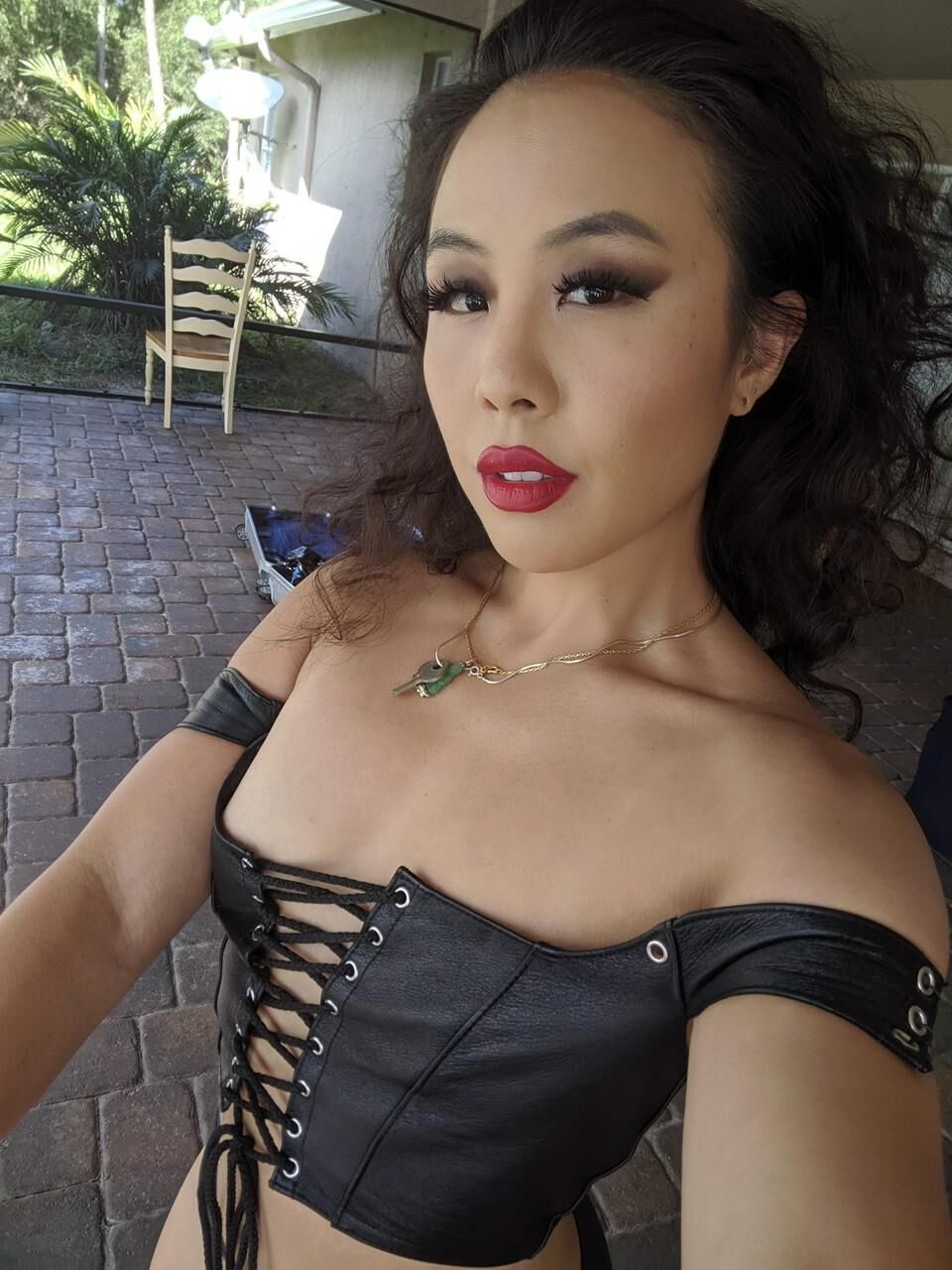 Asian latex domme