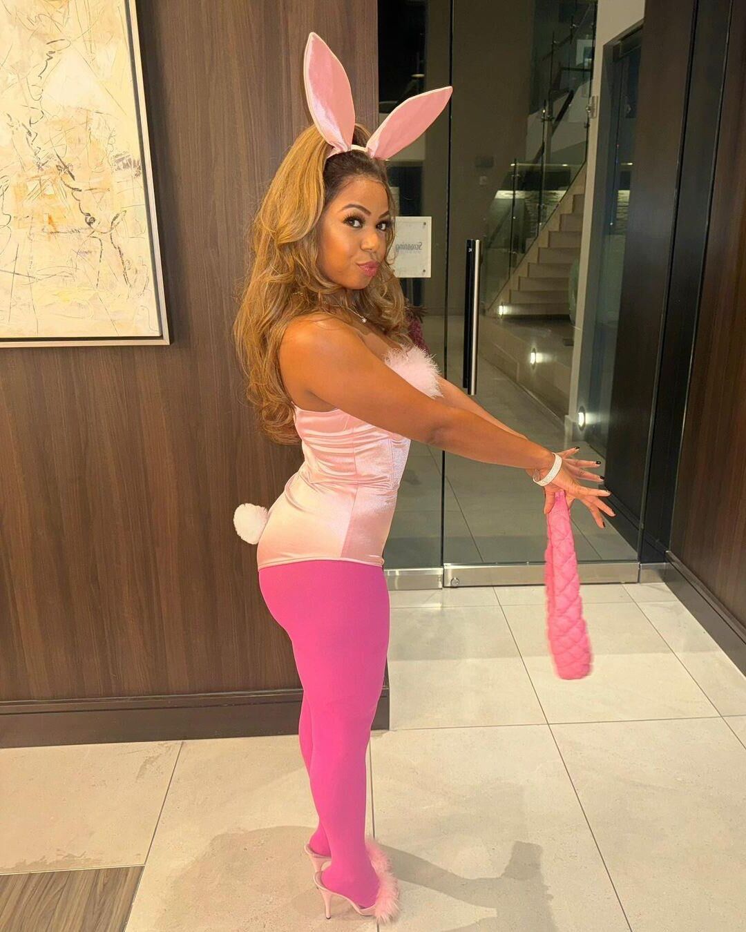 Pantyhosed Bunnies 