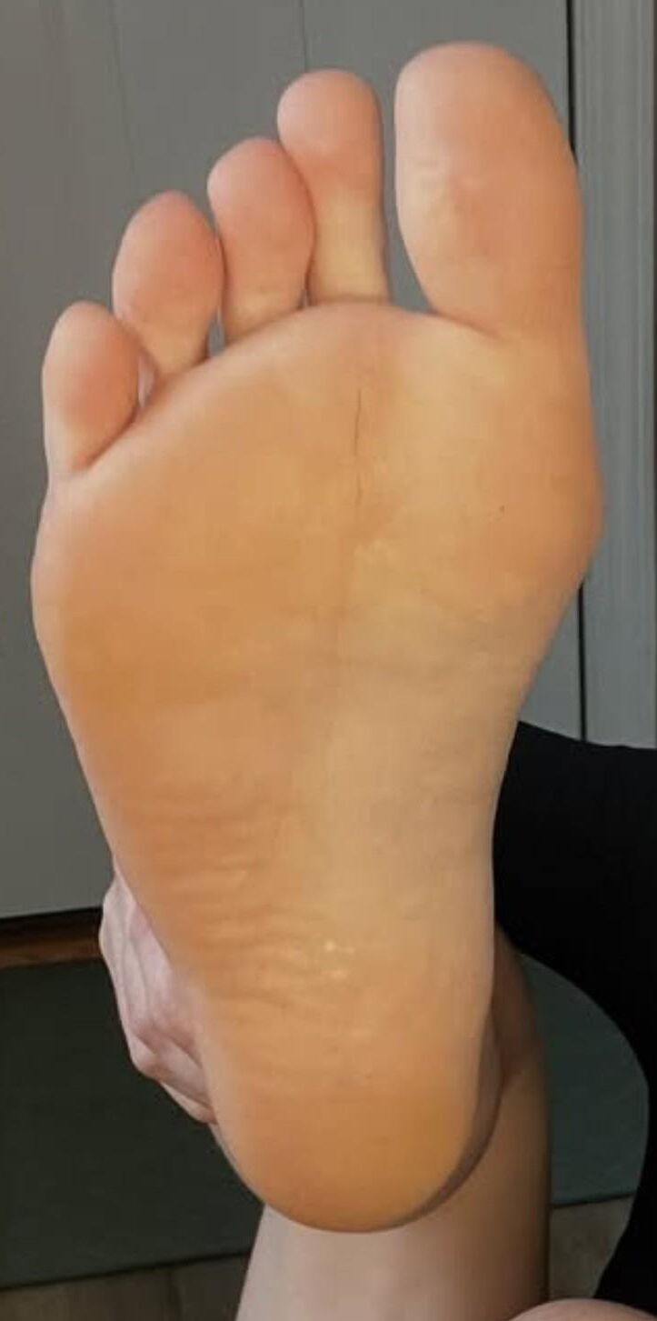 Female Feet Teen