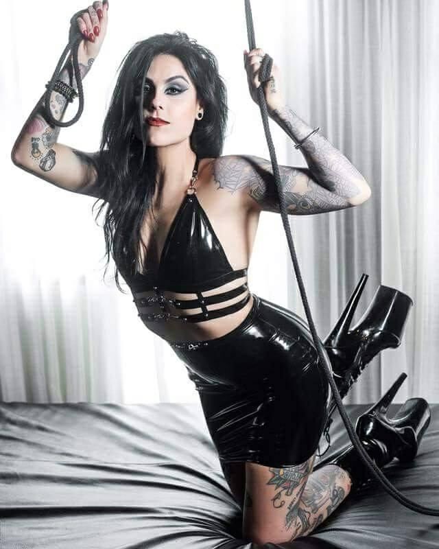 Women in Latex or Leather Nereida DeadlySin Special