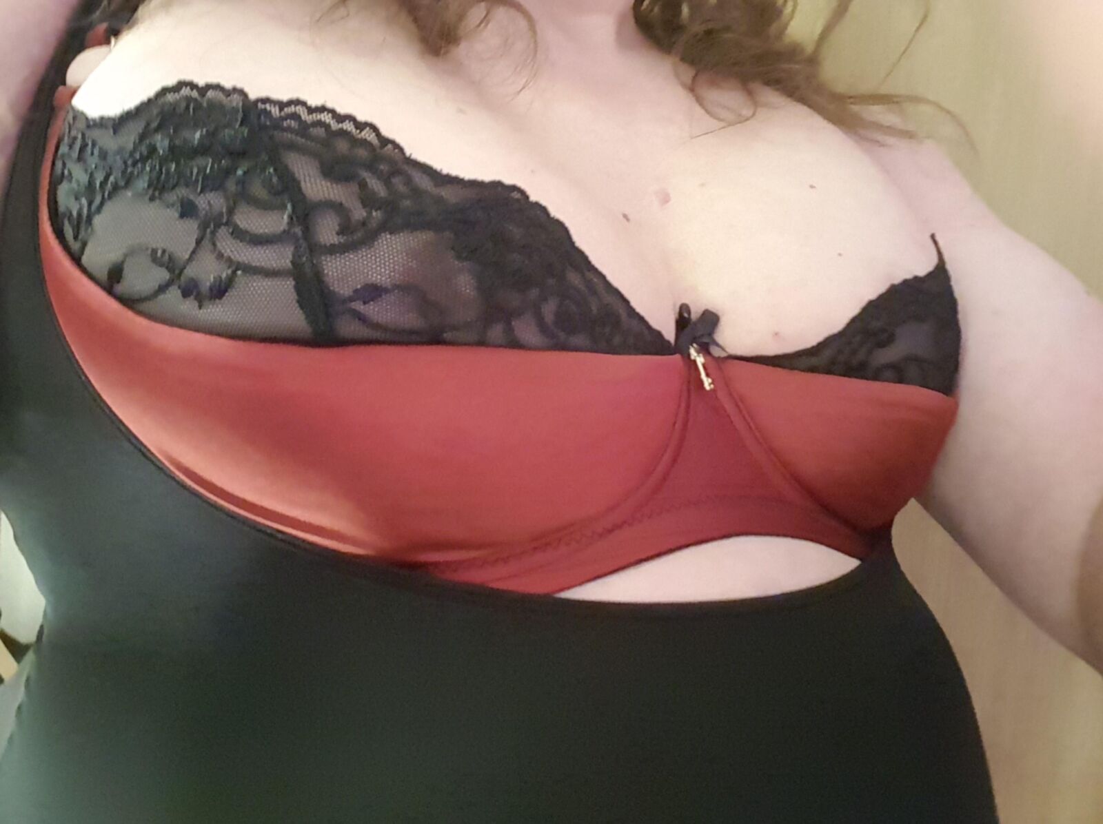 my lift bra red 