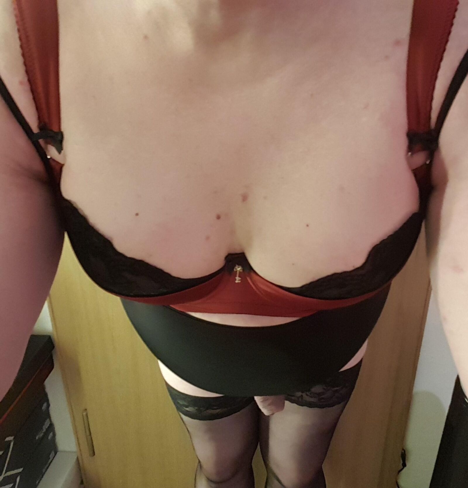 my lift bra red 