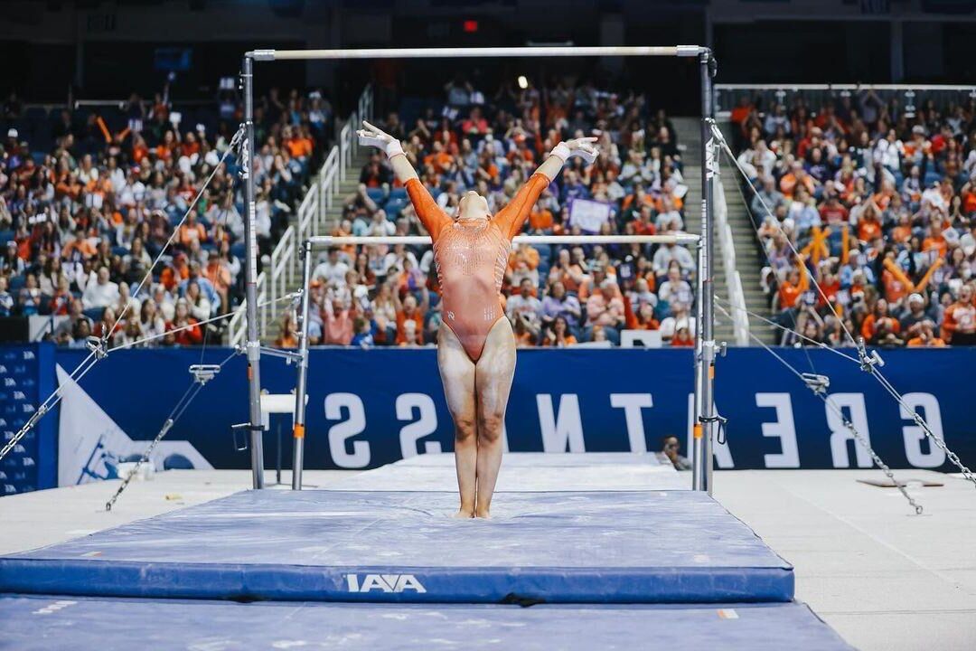 ¡Entra en el fin de semana con gimnastas Jan!