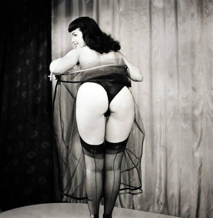 Bettie Page mais alguns