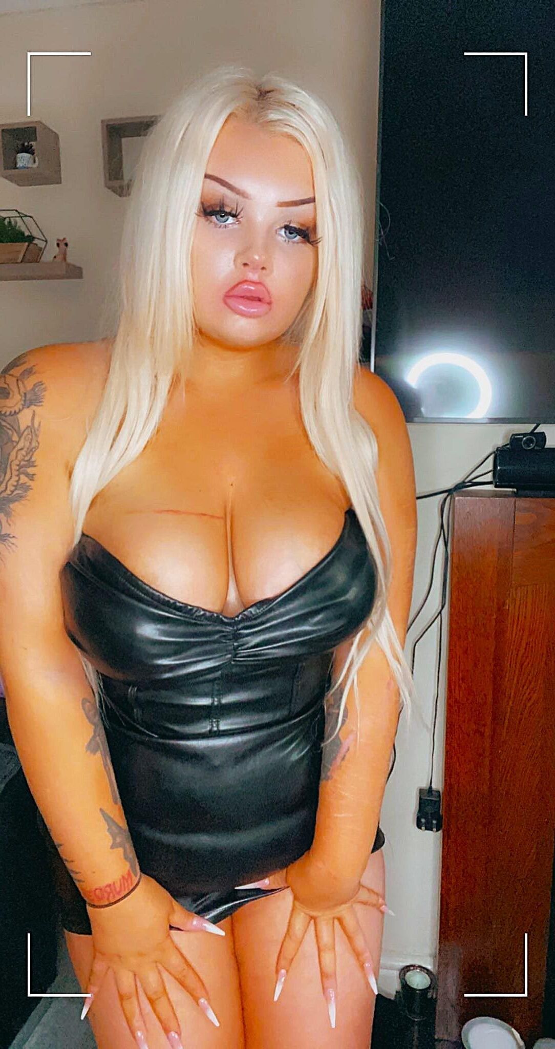 Fat Young Hooker sigue siendo más gordo