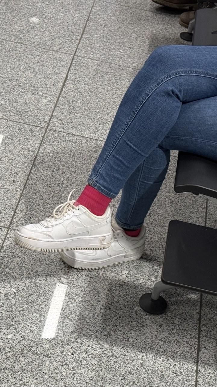 Candid Shoes Chelsea Plattformstiefel und Sneaker Nike Air Force