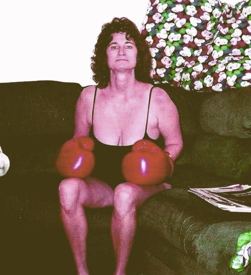 Minha mãe boxe prostituta ao longo do ano