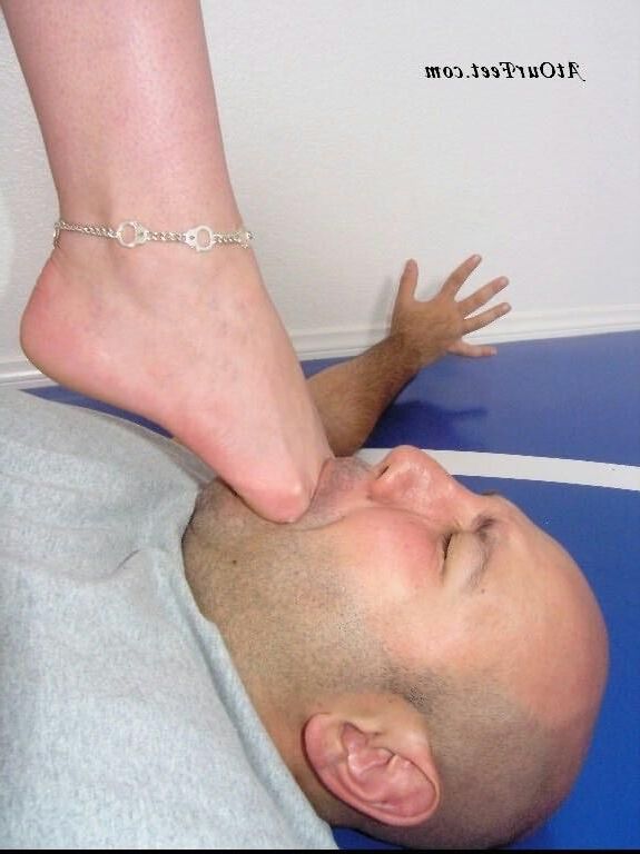 Foot Gag Kickass